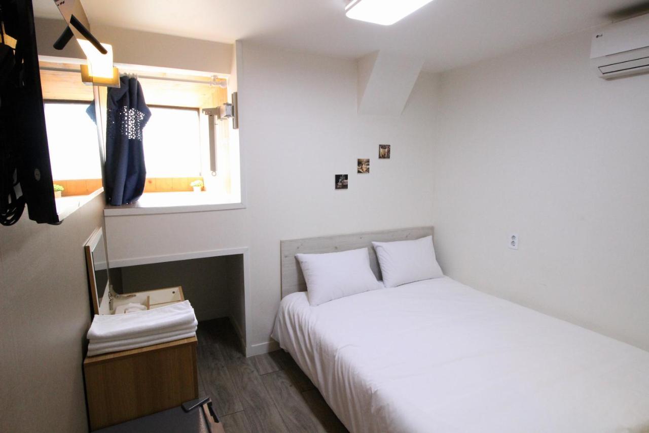 Hotel Golden Park Myeongdong سيول المظهر الخارجي الصورة