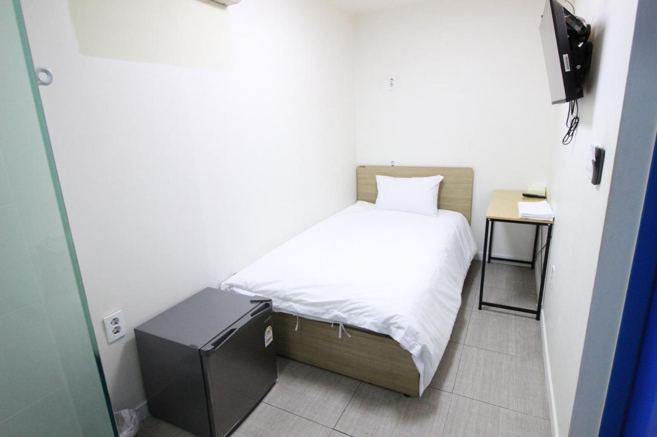 Hotel Golden Park Myeongdong سيول المظهر الخارجي الصورة